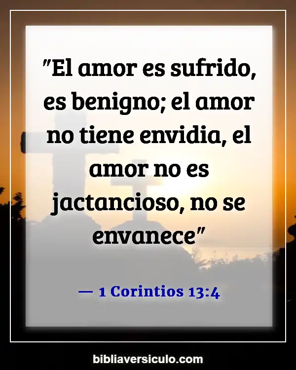 Versículos de la Biblia Sobre Primer amor (1 Corintios 13:4)