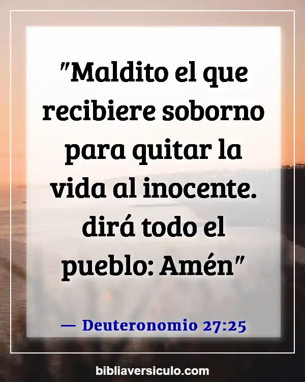Versículos de la Biblia Sobre Aborto (Deuteronomio 27:25)